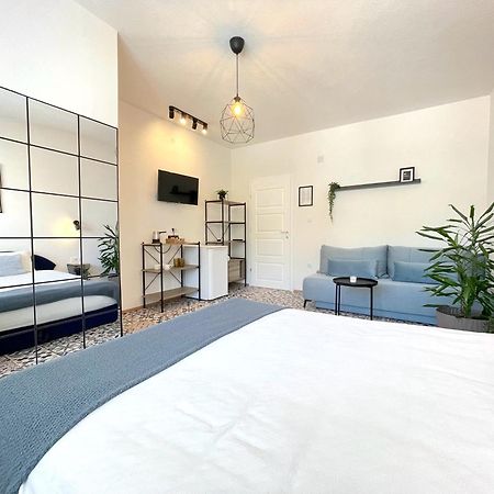 Makedonka Apartments โอครีด ภายนอก รูปภาพ