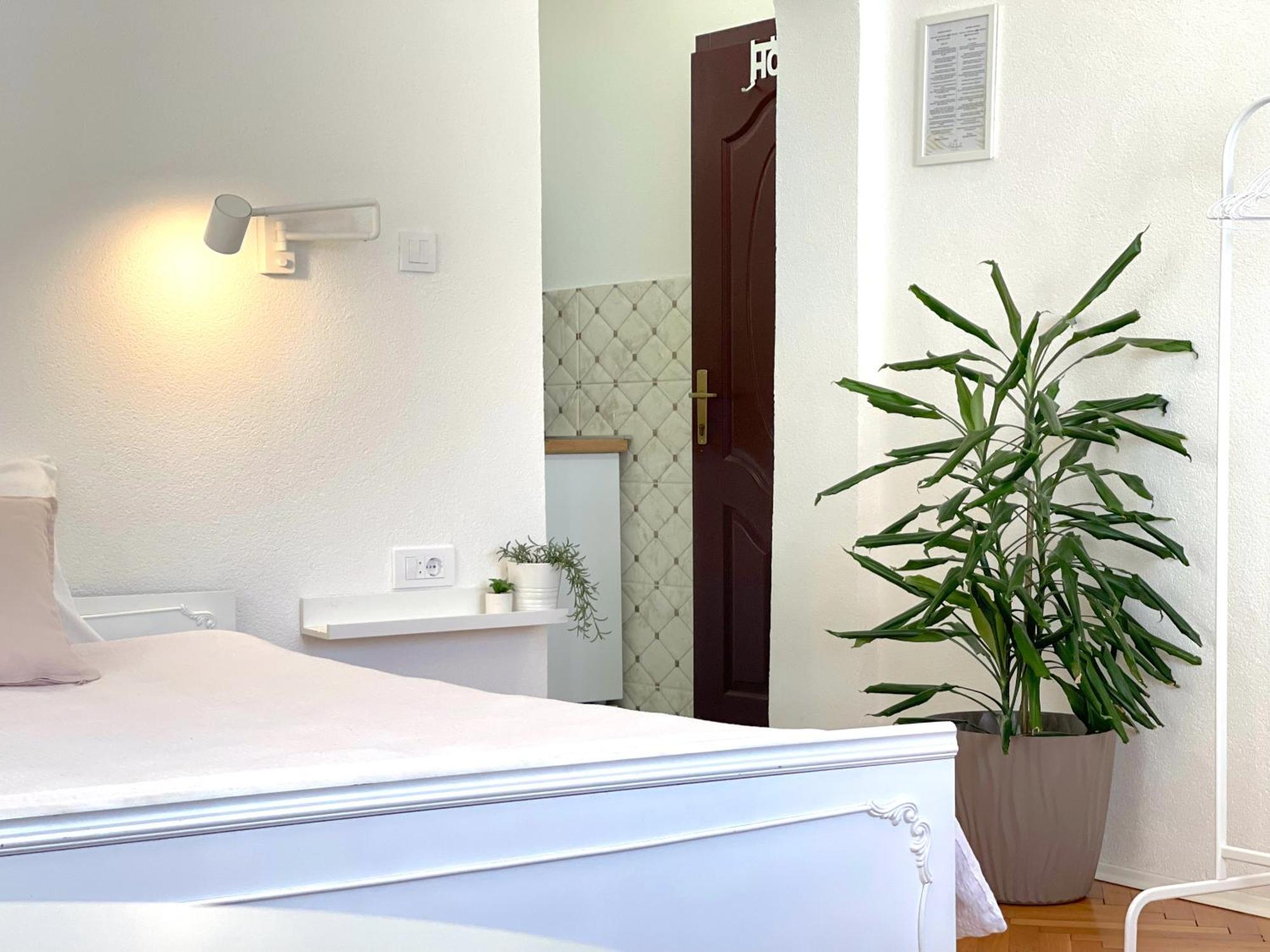 Makedonka Apartments โอครีด ภายนอก รูปภาพ